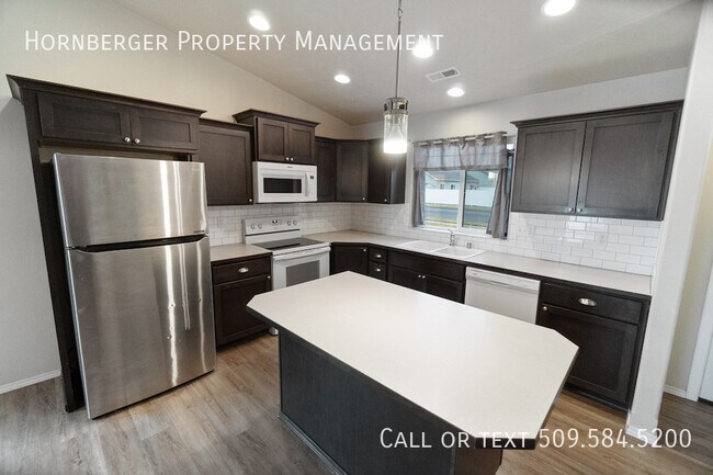 Foto del edificio - 8901 N Cannon St