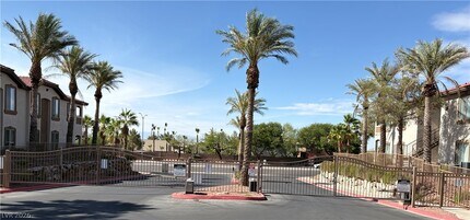 Building Photo - 2305 W Horizon Ridge Pkwy