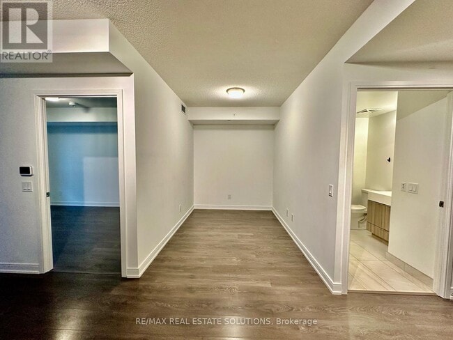 Building Photo - 30 Samuel Wood Wy