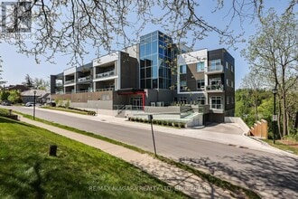 Building Photo - 77 Yates St