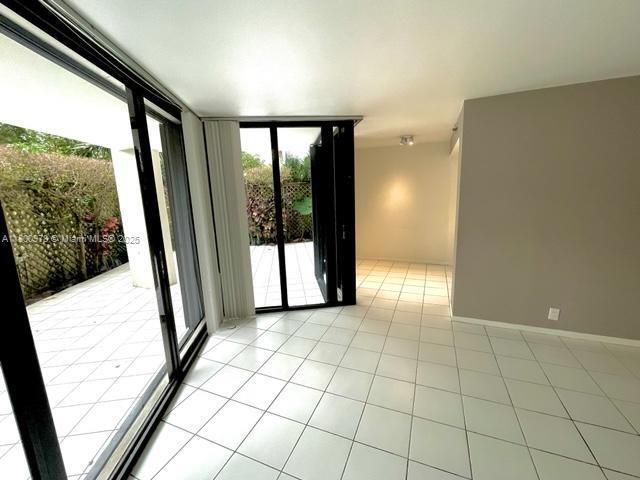 Building Photo - 4000 Towerside Terrace