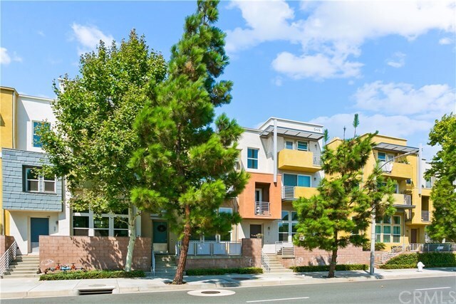 Foto del edificio - 359 E Memory Ln