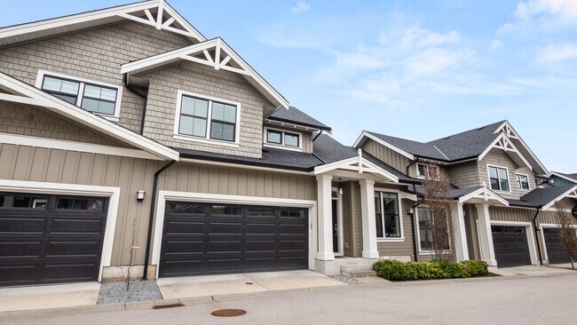Photo du bâtiment - Family-Sized Living in Murrayville | 4 Bed...