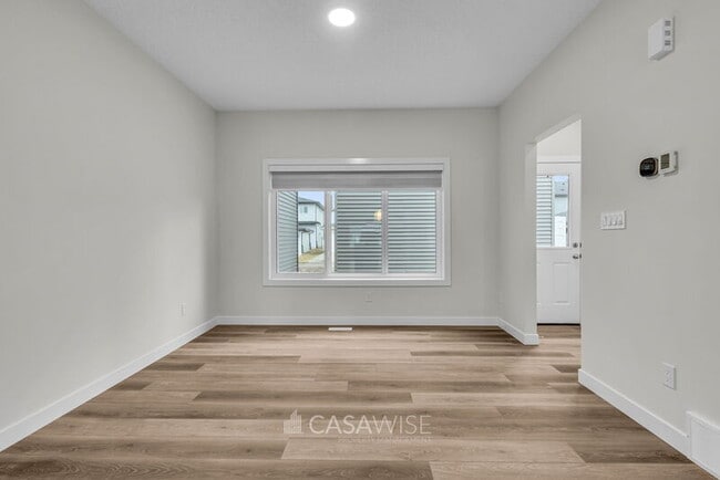Building Photo - 1077 Berg Pl