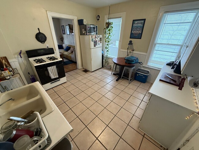 Foto del edificio - 2951-51A N Fratney St