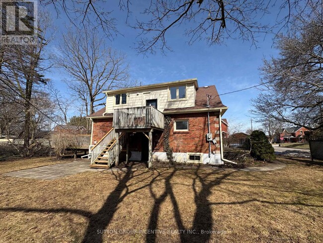Building Photo - 20 Bayview Dr