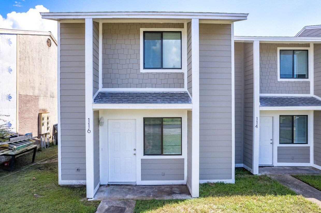 Foto principal - MAY MOVE IN SPECIAL - REDUCED