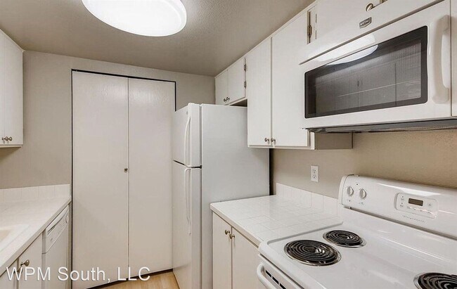 Building Photo - 1 br, 1 bath House - 12021 100th Ave NE #3C
