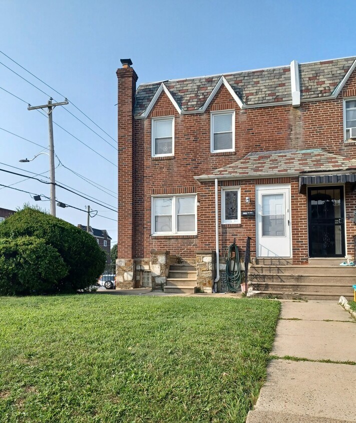 Foto principal - 1256 Fanshawe St