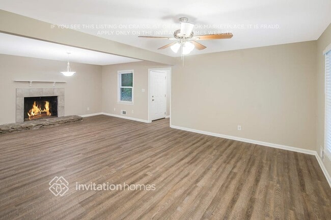 Building Photo - 3916 Amsbury Dr