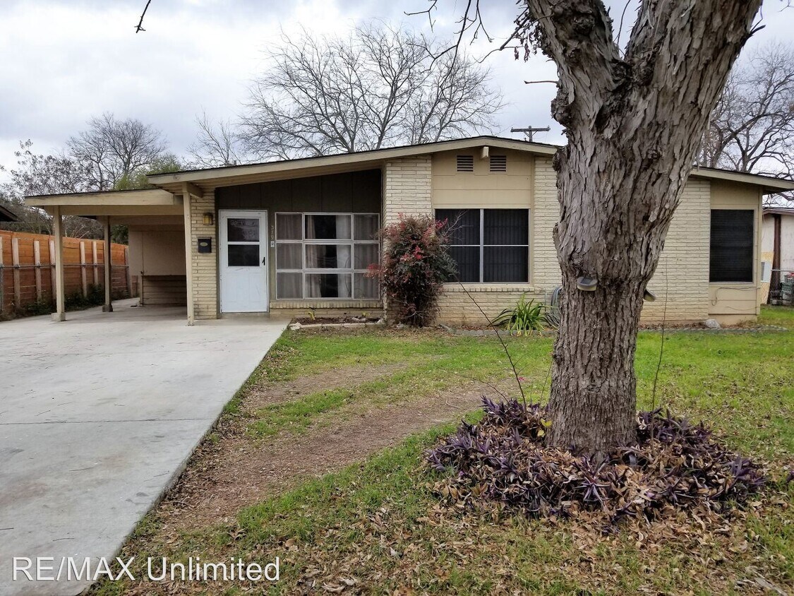 Foto principal - 3 br, 1 bath House - 319 Clutter Ave.