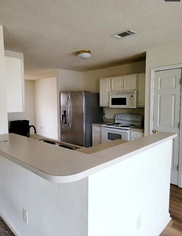 Building Photo - 127 Pine Mast Ct