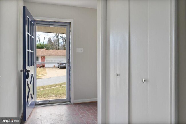 Foto del edificio - 2004 Brierhill Rd