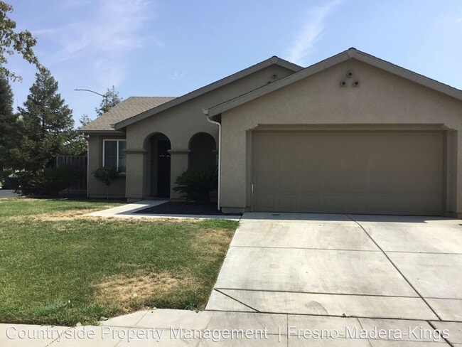 Building Photo - 3 br, 2 bath House - 5143 W. Home Avenue