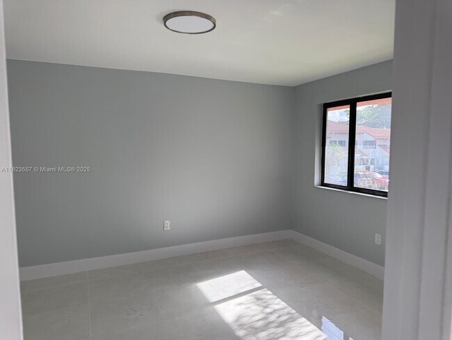 Foto del edificio - 9700 SW 138th Ave