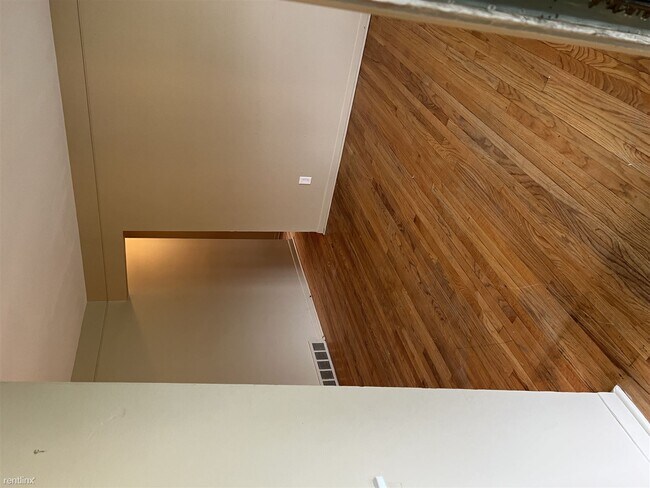 Building Photo - 3 br, 1.5 bath House - 29921 Brooklane St
