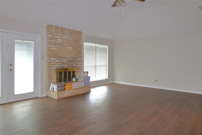 Foto del edificio - 4203 Shawnee St