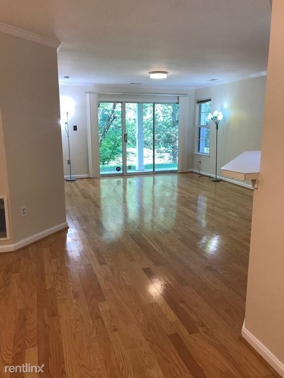 Building Photo - 13105 Millhaven Pl