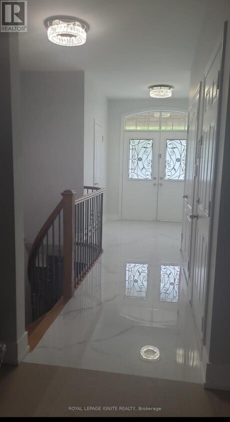 Building Photo - 76 Heathcliffe Dr