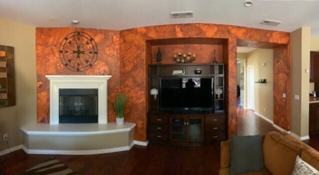 Foto del edificio - 2 Story South Corona Home
