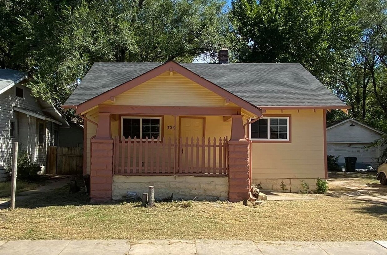 Primary Photo - ADORABLE MIDTOWN SINGLE FAMILY HOME