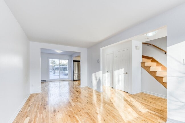 Photo du bâtiment - 489 Rue Rue de Brion