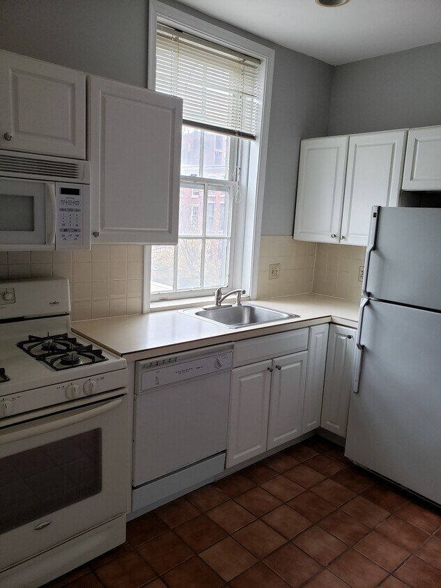 Primary Photo - 147 N 3rd St