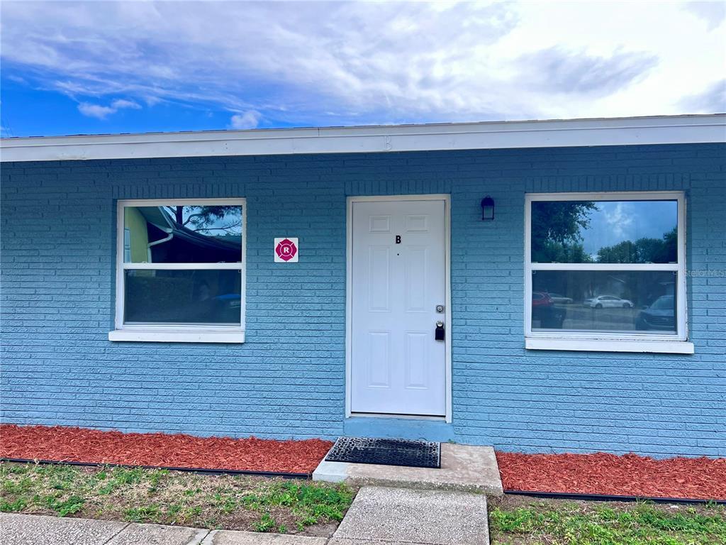 Foto principal - 5202 Laurel Pl