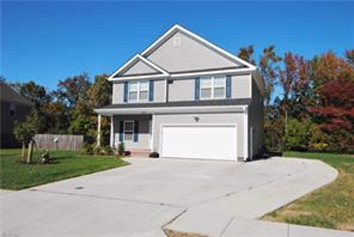 Primary Photo - 1049 Robert Welch Ln
