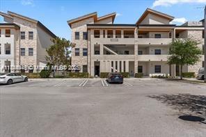 Foto principal - 8031 NW 104th Ave