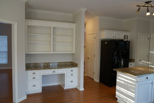 Building Photo - 177 Crestfield Pl