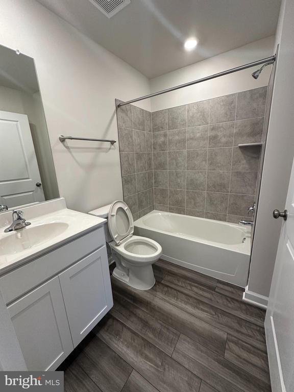 Photo inspiration: Fresh Look at 40 Brookfield Mews Ranson Wv 25438