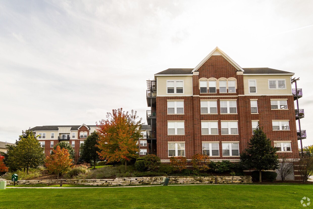 The Residences at the Grove Apartments Forest Park, IL