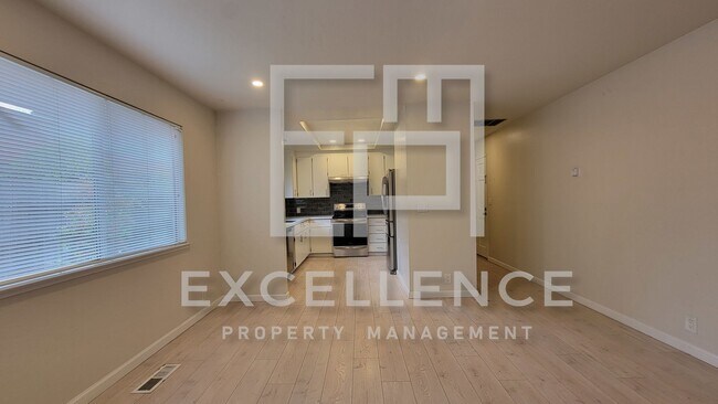 Building Photo - 3/2 Duplex That Feels Like A House, 2 Car ...