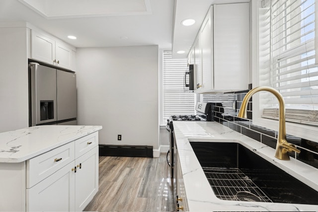 Building Photo - 325 E Hector St