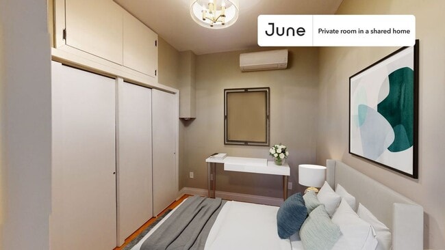 Building Photo - Room in Shared 5 bed/2 bath home in Sunset Park