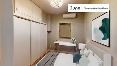 Building Photo - Room in Shared 5 bed/2 bath home