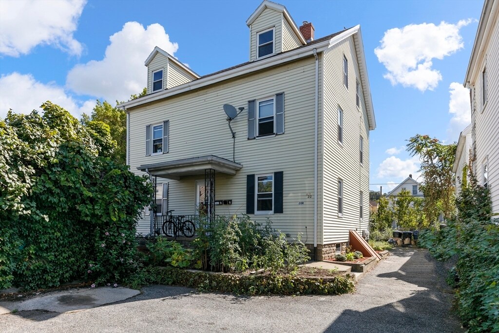 Foto principal - 20R Winship St