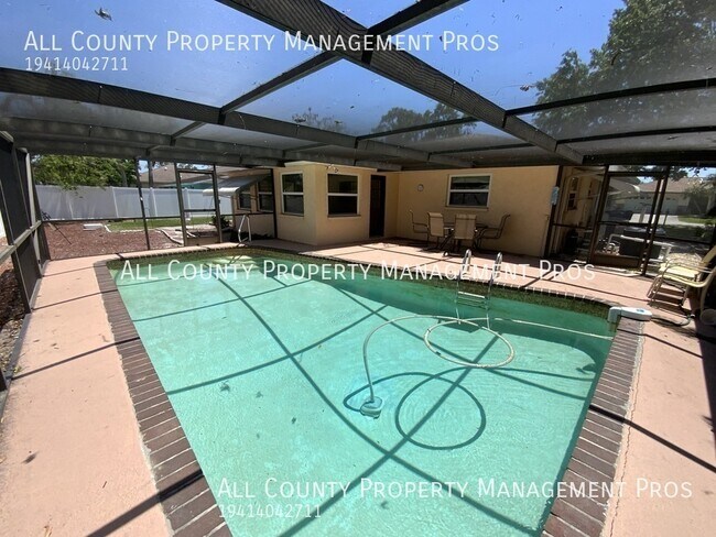 Foto del edificio - 519 Bradenton Rd