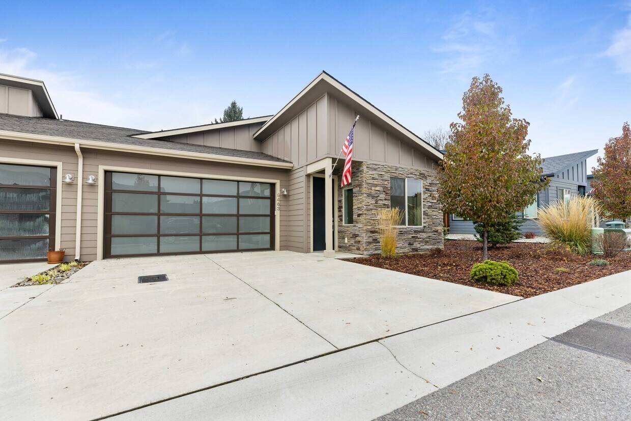 Foto principal - 9463 La Costa Ct