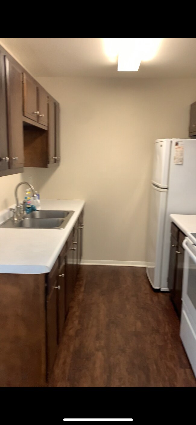 W170N11573 Armada Dr Unit 2213, Germantown, WI 53022 Condo for Rent