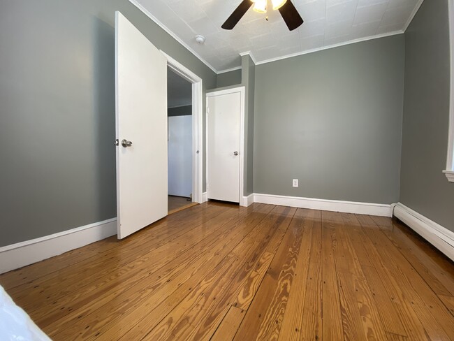 Foto del edificio - 4 Pond St