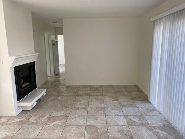 Photo - major8112 Apartment