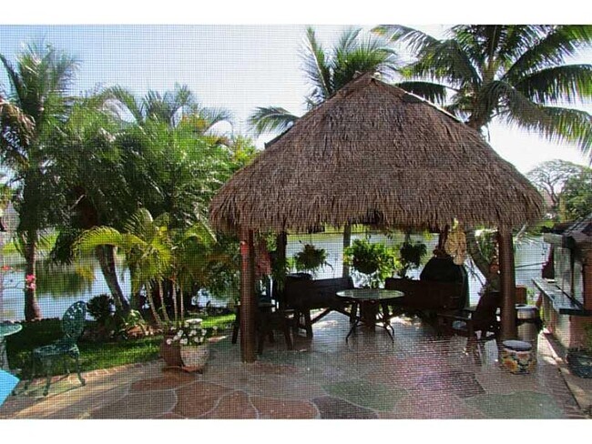 Foto del edificio - 1161 NW 162nd Ave