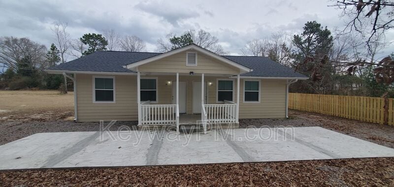 Foto principal - 1120 Dodge Ln