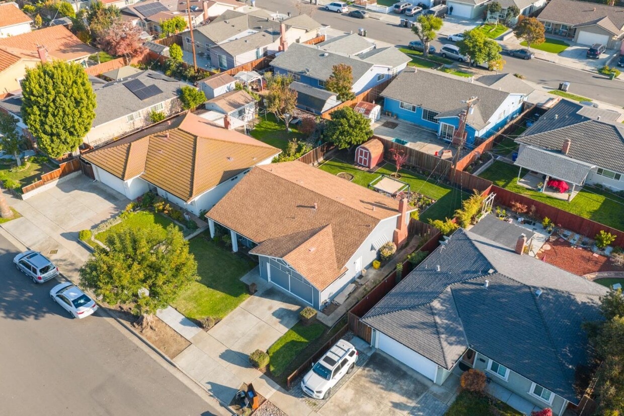 Foto principal - 3276 Andora Dr