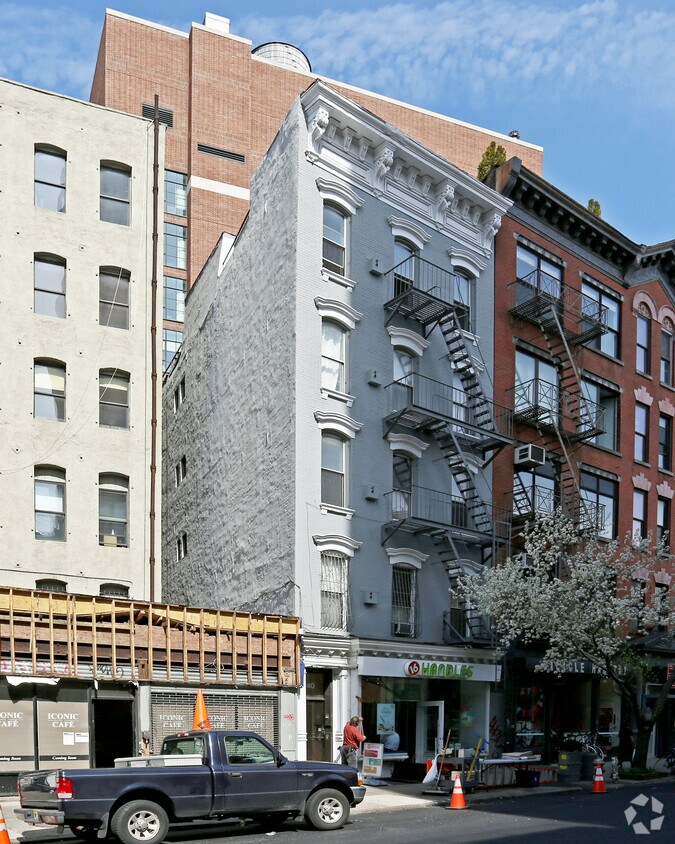 Primary Photo - 234-240 Lafayette St