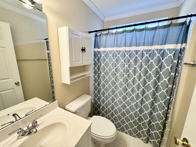 Foto del edificio - The perfect 3 bed, 2 bath home located in Easley