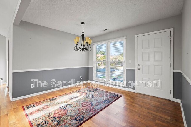 Foto del edificio - 1239 Cornwallis Dr