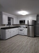 Building Photo - 629 Westford St